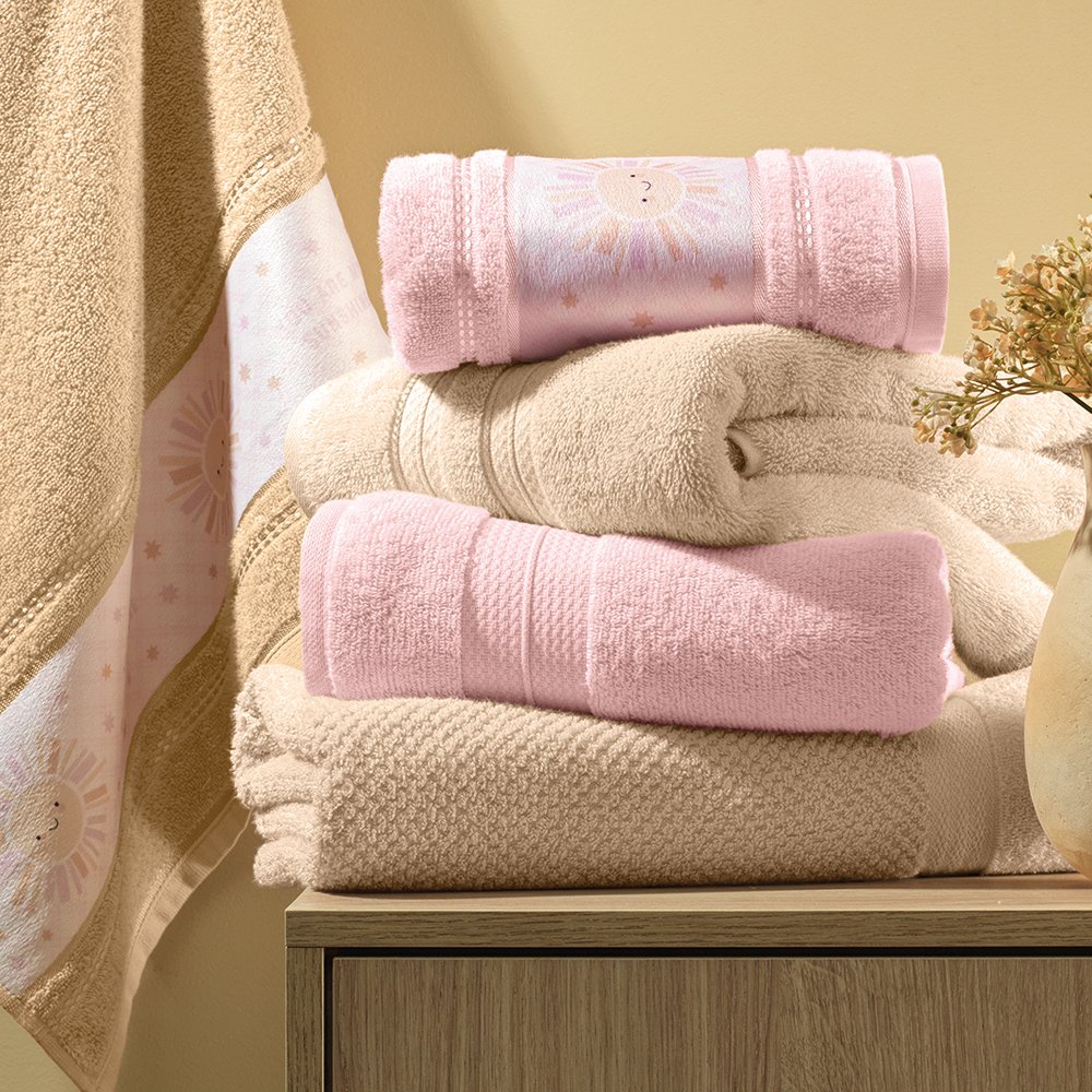 abr23 karsten banho nina ambientada