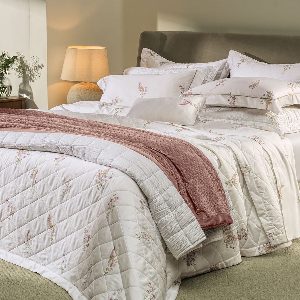 jul25 karsten cama arabella ambientada